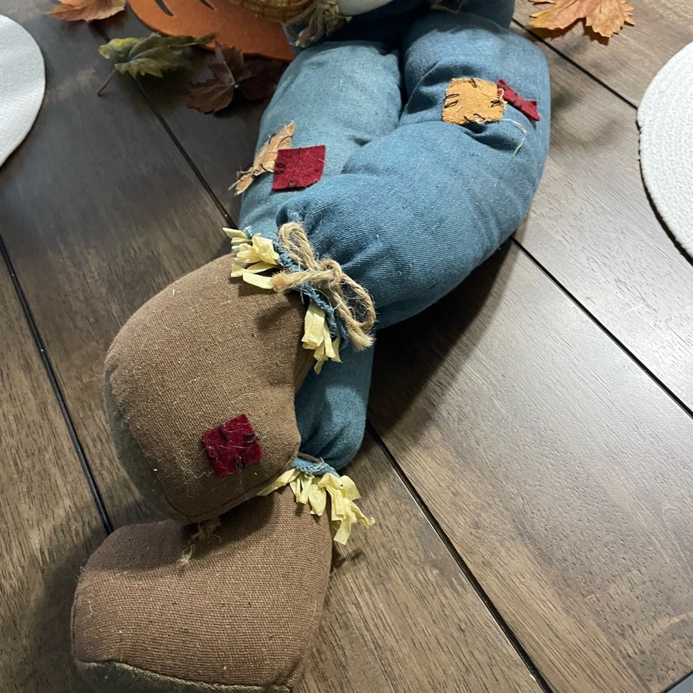 Handmade Scarecrow - Picture 2 of 3